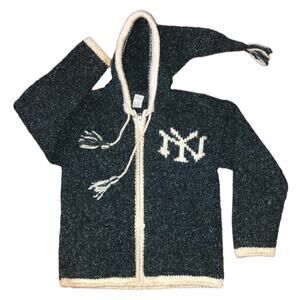 Casa De La Lana Handknit Sweater Jacket NY on it size large